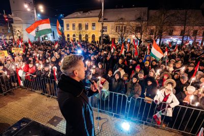 Medián: Már 11 százalékkal jár a Fidesz előtt a Tisza