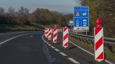 Az átlagos 70 helyett 200 autót számolt egy óra alatt a kelénpataki polgármester