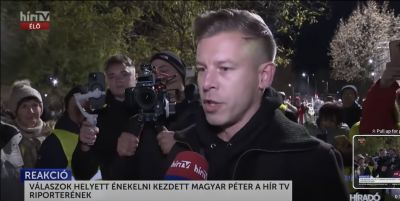 A kormánypropagandista heccelni próbálta Magyar Pétert, mire az a Börtön ablakába soha nem süt be a napot kezdte neki énekelni