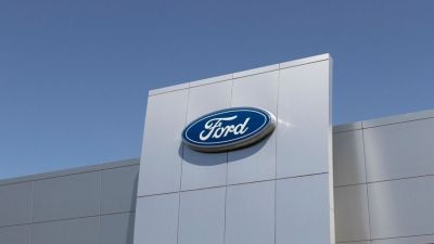 Négyezer európai alkalmazottjától válik meg a Ford