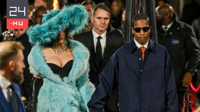 Rihanna kék szőrmébe öltözött, rajongói szerint úgy festett, mint a Szezám utca Sütiszörnye