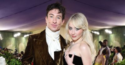 Újabb sztárpár kapcsolata futott zátonyra! Ezzel a népszerű influenszerrel csalhatta meg Sabrina Carpentert Barry Keoghan - fotó