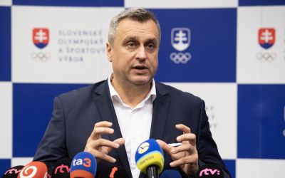 Danko beleállt a „falovas Migaľba”, rendőrséggel fenyegeti, mert nem szavazta meg a sportalapot 