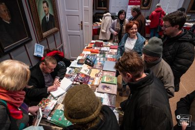 Tizedik jubileumát ünnepli a kolozsvári Adventi Könyvvásár