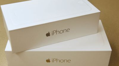 Félmilliós mobilt vett a fiának, de iPhone nélkül kapta meg a csomagot