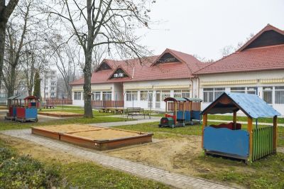 Kihasználatlan férőhelyek: nyit a környék felé a tiszaújvárosi bölcsőde