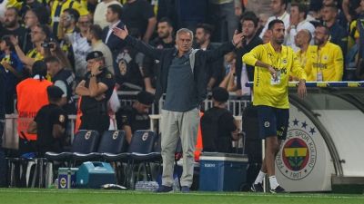 Mourinho ámokfutásba kezdett, keményen beszólt Ronaldónak és Guardiolának