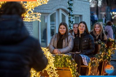 Békés Advent - A második gyertya meggyújtása