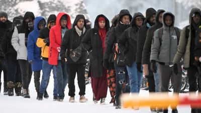 Ezt is megértük: Nyugat-Európa lezárja a határait a szír bevándorlók előtt!