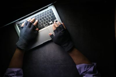 Illegális online piacteret számolt fel az Europol, 200 terabájtnyi bizonyítékot foglaltak le