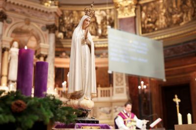 Mária szépsége Isten szépségéből fakad – Kovács Zoltán mariológus adventi elmélkedései Máriáról (2.)