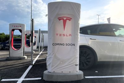 Angliában épül Európa legnagyobb Supercharger állomása