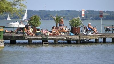 Eldőlt: jövőre kidobhatjuk a kukába a SZÉP-kártyákat!