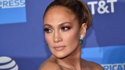 Erről lecsúsztál - szuperszexi mellbedobással üzen Jennifer Lopez Ben Afflecknek