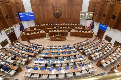 Második próbálkozáskor is határozatképtelen volt a parlament