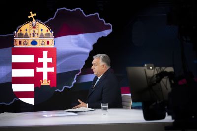 Orbán Trumppal hétfőn, ma Putyinnal tárgyalt