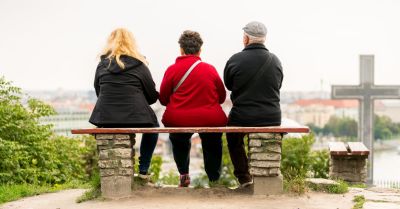 Örök időkig változatlan maradhat a nyugdíjminimum összege – mennyi lenne, ha követné az inflációt?