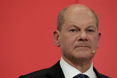 Scholz felszólította a német vállalatokat, hogy ruházzanak be Ukrajnában