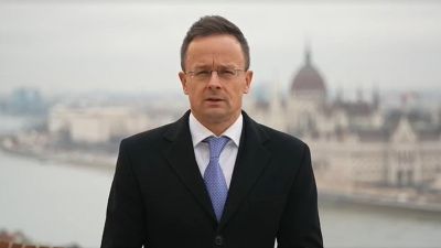 Szijjártó Péter elárulta, kulcskérdésről egyeztetett telefonon Orbán Viktor Putyinnal