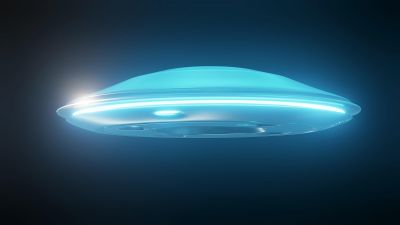 Mindenki lélegzete elakadt: UFO-k szelték át az éjszakai égboltot