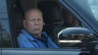 Bruce Willis egész családja imára kulcsolja most a kezét: nehéz karácsony következik