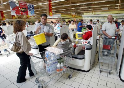 Így lesznek nyitva az ünnepeken a nagyobb boltláncok