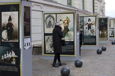 Képeslap-kiállítás, kézműves workshop és zenés borkóstoló advent harmadik hetében