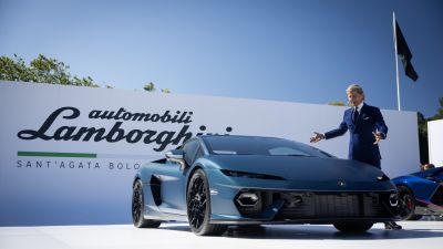 2029-re halasztotta első elektromos autóját a Lamborghini