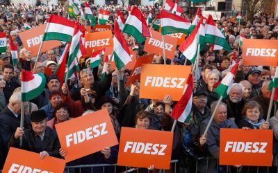 Magabiztosan vezet a Fidesz a Nézőpont Intézet felmérése szerint