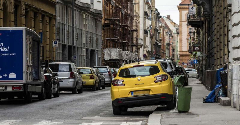 Már januártól drasztikusan emelné a fővárosi parkolási díjat a Levegő Munkacsoport