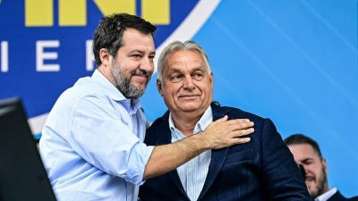 Összeállt a nagy jobboldali tengely: Salvini Orbánnal és Le Pennel állítaná meg Brüsszelt