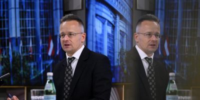 Szijjártó megint megvétózta, hogy az EU szankcionálja Kirill pátriárkát