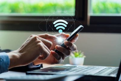 Hogyan csatlakozhatsz mobilodról bármilyen wifi hálózathoz jelszó nélkül?