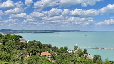 Itt a várt bejelentés: jövőre is lesz Balaton-átevezés