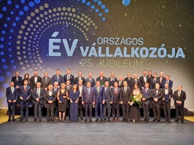 Családban marad: Az Év Vállalkozója lett Szabó Katalin