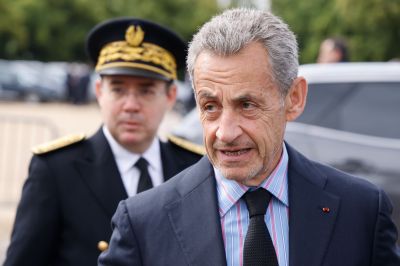 Jogerős ítélet született Nicolas Sarkozy volt francia elnök ellen