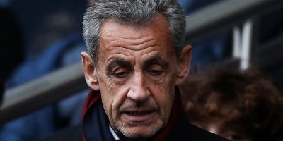 Jogerősen elítélték korrupció miatt Nicolas Sarkozy volt francia elnököt