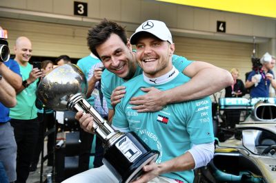 Bottas jövőre visszatér a Mercedeshez