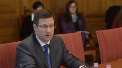 Gulyás Gergely: Válságos a jogállamiság helyzete Lengyelországban