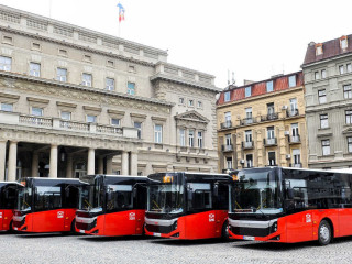 Ingyenes lesz a tömegközlekedés Budapest „testvérvárosában”