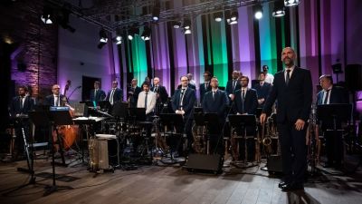 Két énekesnőt hallhatunk a Modern Art Orchestra adventi koncertjén