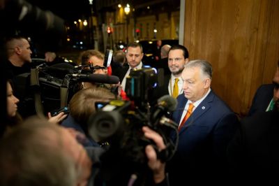 Orbán Brüsszelben: A karácsonyi tűzszünet nagyon egyszerű, de emberi érzésből kiinduló javaslat