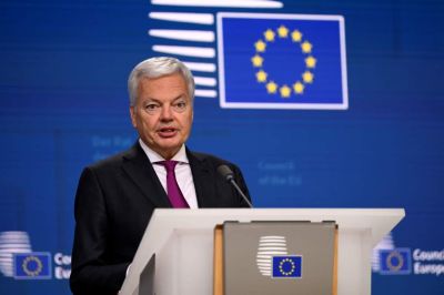 Patrióták: induljon vizsgálat Didier Reynders korábbi igazságügyi biztos korrupciós ügyében