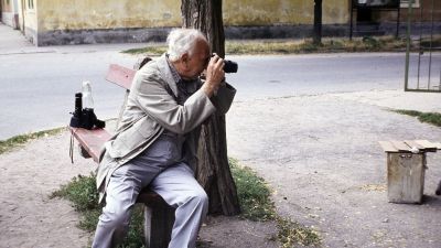 André Kertész tiszteletére padot avattak Budapesten