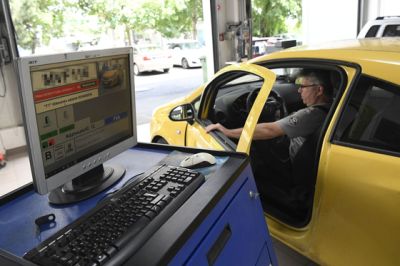  Jelentősen drágulhat a műszaki vizsga és a rendszám  