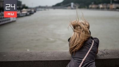 Tombol a szélvihar, a Balatonnál 119 km/h-t mértek