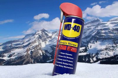 7 trükk a WD-40 téli használatához, amivel megkímélheted az idegeidet és a reggeli gondjaidat!