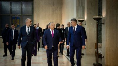 PM Orban Marks Areas for Upping Cooperation with Romania + Video