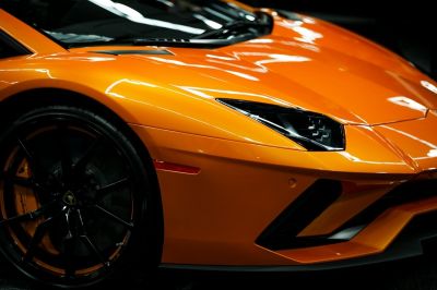 Az évtized vége előtt ne is számíts a Lamborghini első EV-jére