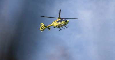 Brutális baleset történt az M85-ös autóúton: mentőhelikopter is érkezett a helyszínre